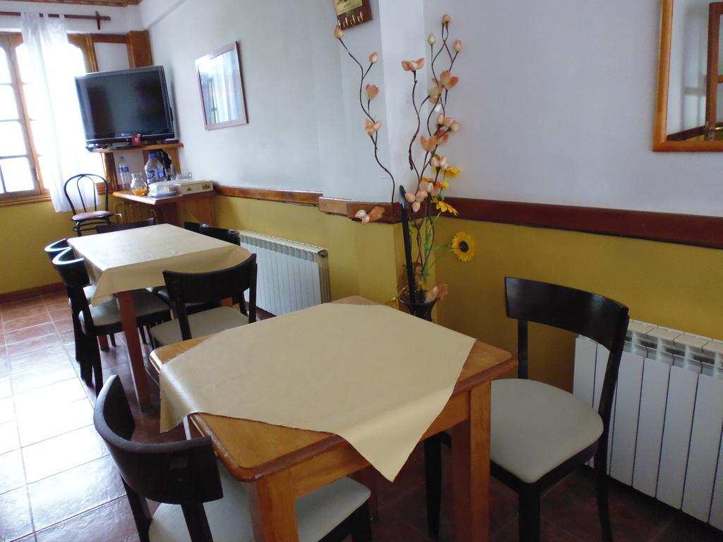 Posada Del Pinguino Ushuaia Ngoại thất bức ảnh