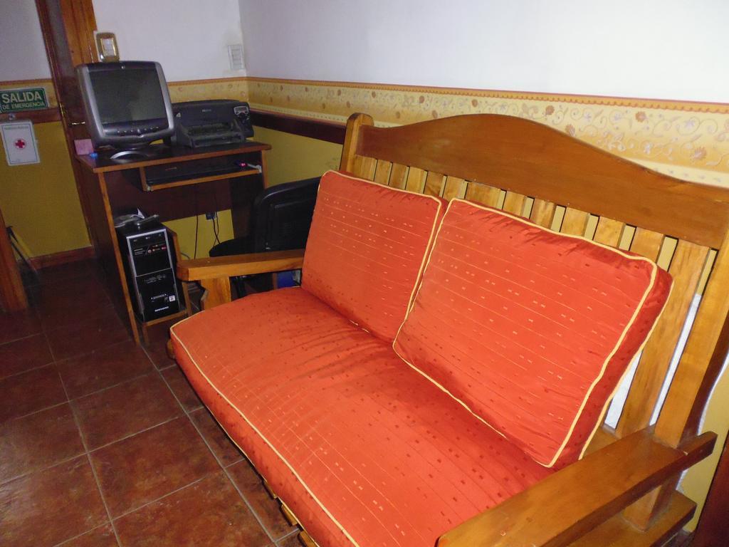 Posada Del Pinguino Ushuaia Ngoại thất bức ảnh
