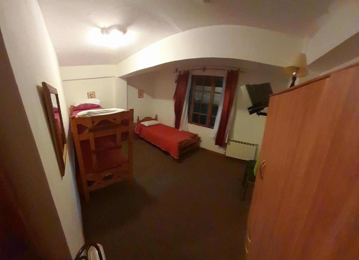 Posada Del Pinguino Ushuaia Ngoại thất bức ảnh