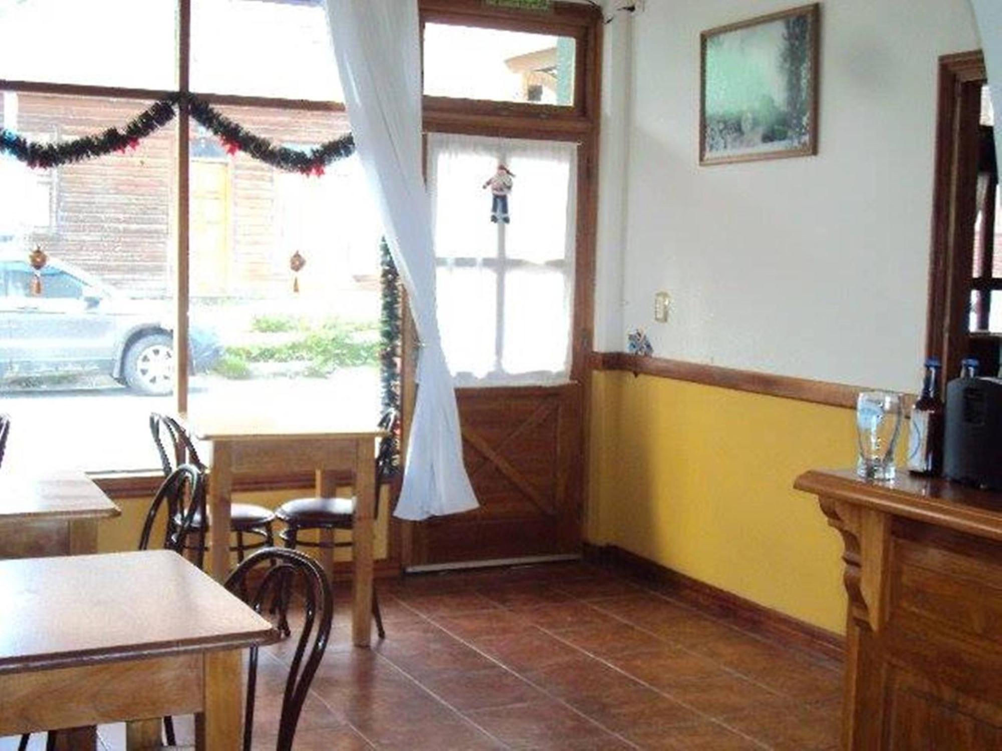 Posada Del Pinguino Ushuaia Ngoại thất bức ảnh